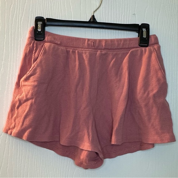 Old Navy pink casual soft shorts girls 14/16 waffle‎ knit pockets no drawstring - Picture 1 of 7